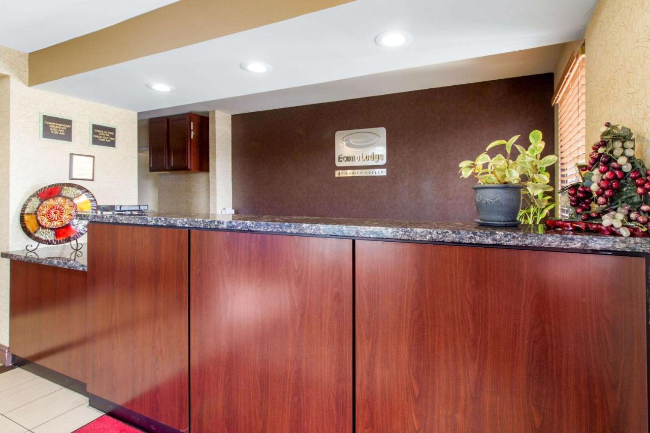 Econo Lodge Lenoir City Eksteriør billede