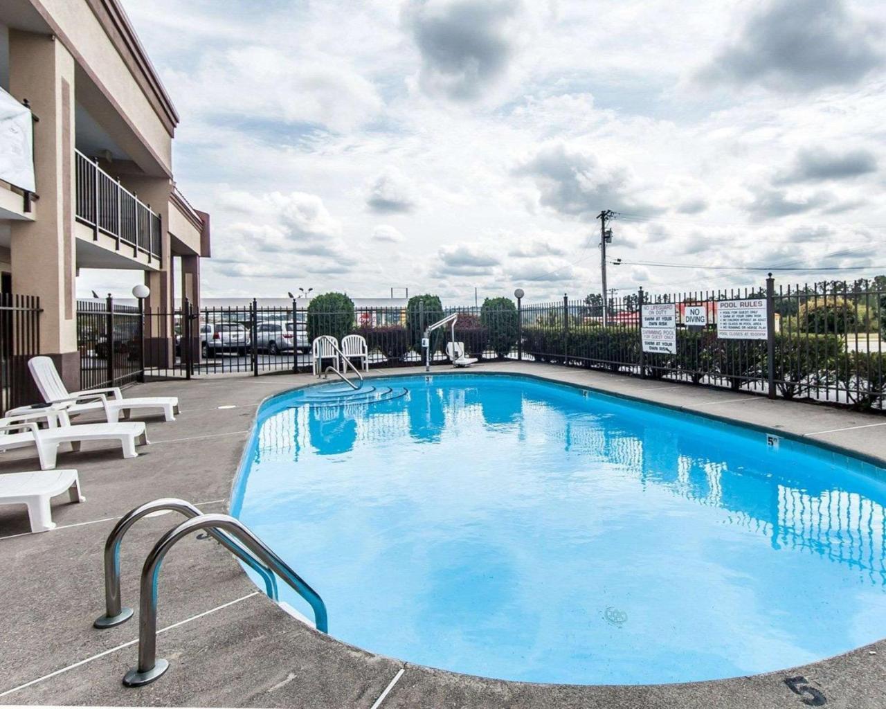 Econo Lodge Lenoir City Eksteriør billede