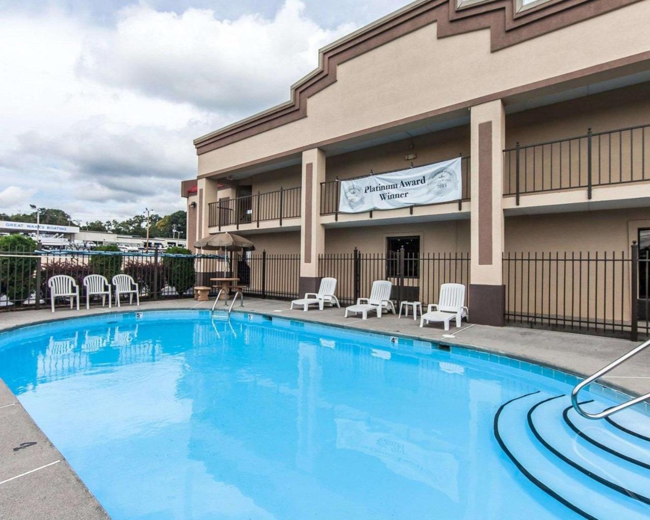 Econo Lodge Lenoir City Eksteriør billede