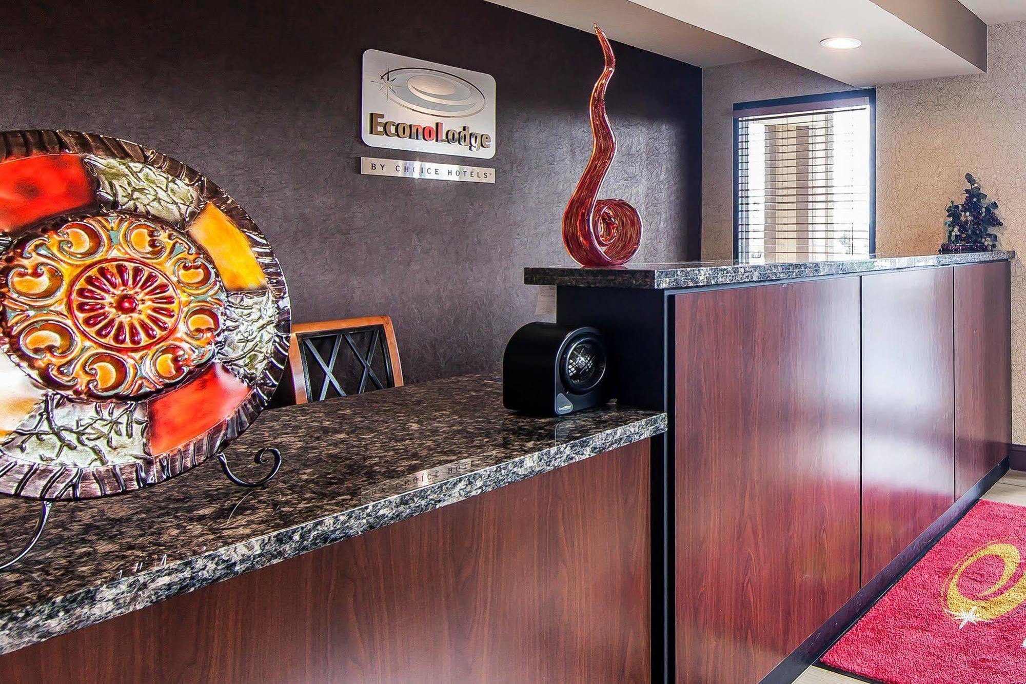 Econo Lodge Lenoir City Eksteriør billede